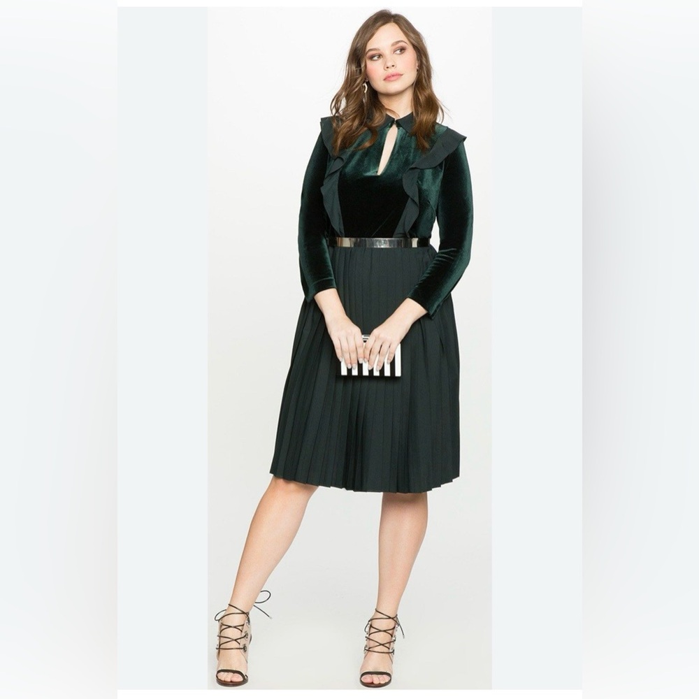 Eloquii Forest Green Long Sleeve Dress.Worn once.Washable.